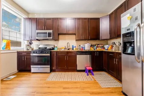 7006 South Calumet Avenue Chicago IL 60637
