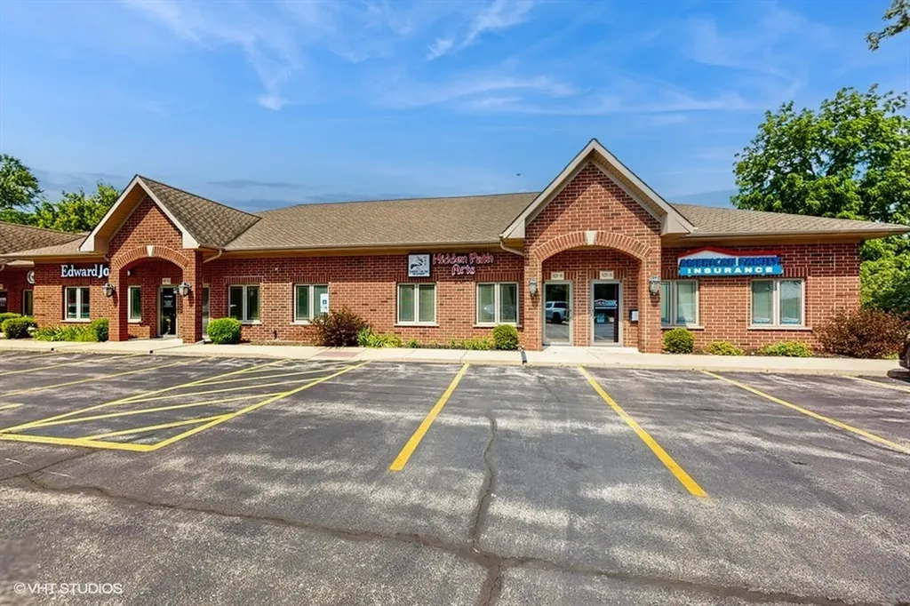 821 E Grant Highway Marengo IL 60152