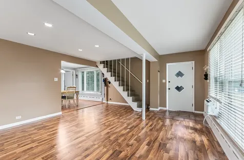 28 South Richmond Avenue Westmont IL 60559