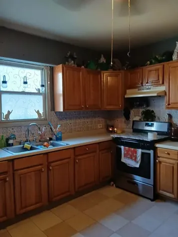 7638 West 61st Place Summit IL 60501