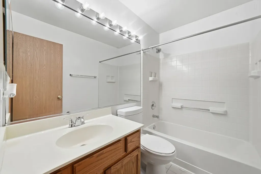633 Indian Trail Road Antioch IL 60002