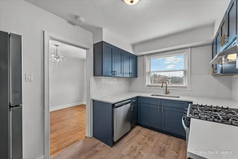 2719 West Berwyn Avenue Chicago IL 60625