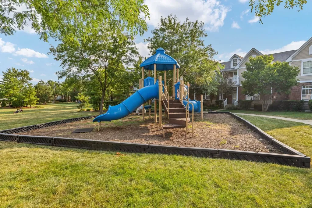1896 Keystone Place Schaumburg IL 60193