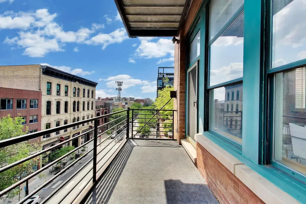 1016 West Madison Street Chicago IL 60607