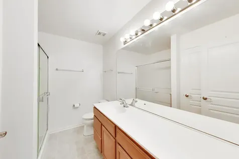 759 Pointe Drive Crystal Lake IL 60014