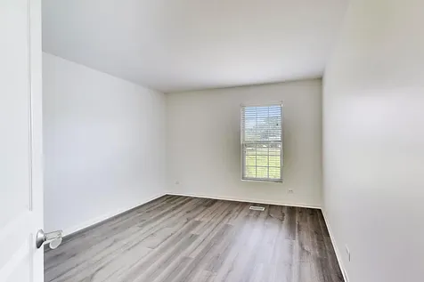 759 Pointe Drive Crystal Lake IL 60014