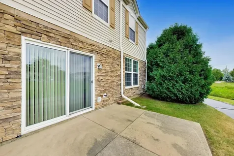 759 Pointe Drive Crystal Lake IL 60014