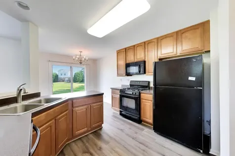 759 Pointe Drive Crystal Lake IL 60014