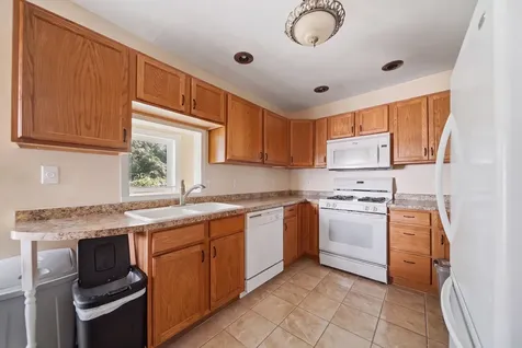 418 East 3rd Street Dixon IL 61021