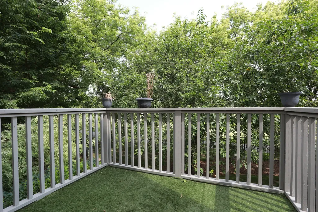 149 Fulbright Lane Schaumburg IL 60194