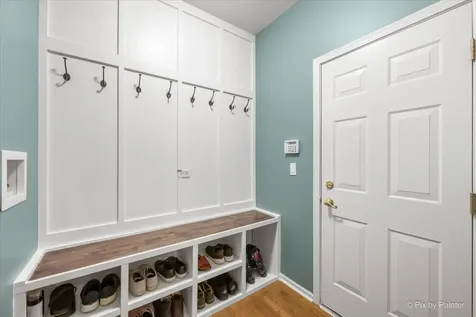 262 Lineas Lane Geneva IL 60134