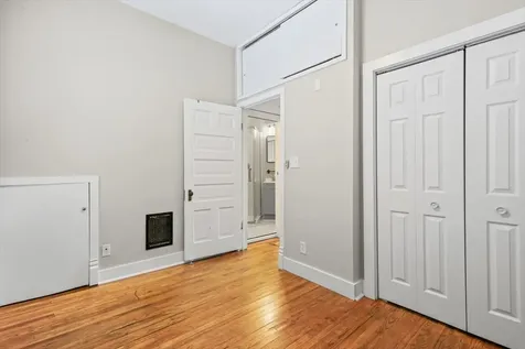511 Douglas Street Bloomington IL 61701