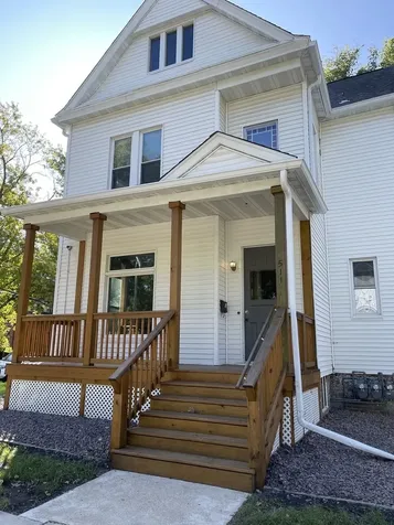 511 Douglas Street Bloomington IL 61701