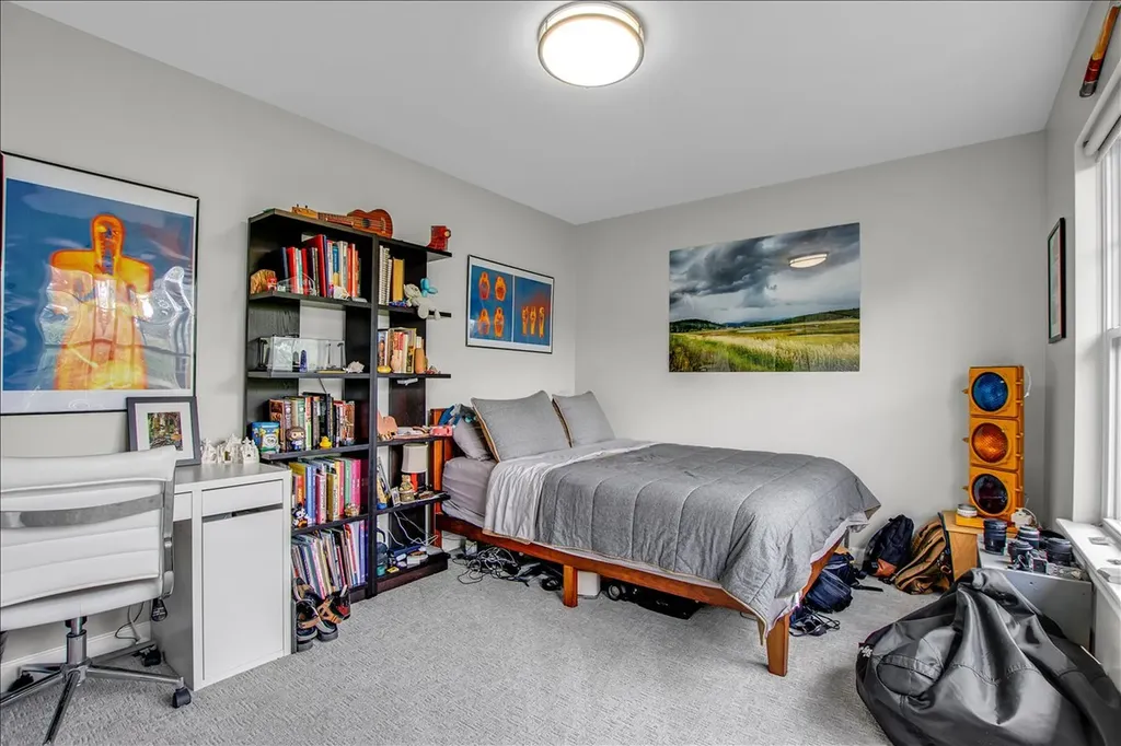 4922 South Cornell Avenue Chicago IL 60615