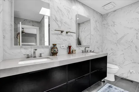 4922 South Cornell Avenue Chicago IL 60615
