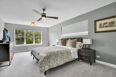 4922 South Cornell Avenue Chicago IL 60615