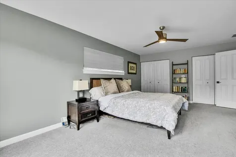 4922 South Cornell Avenue Chicago IL 60615