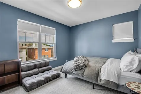 4922 South Cornell Avenue Chicago IL 60615