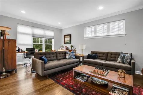 4922 South Cornell Avenue Chicago IL 60615