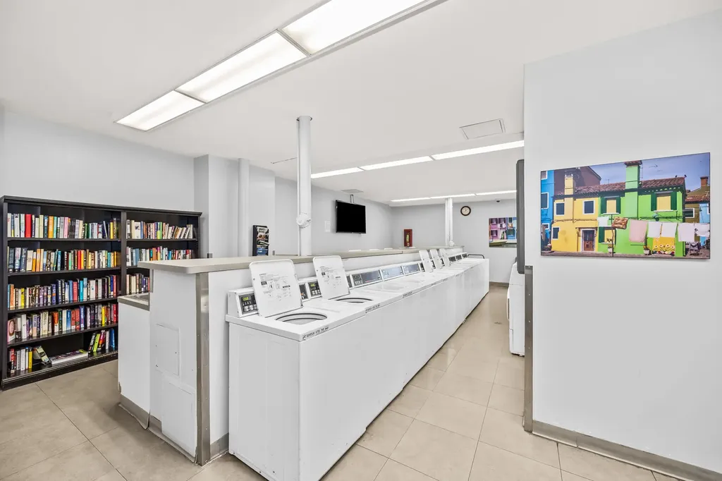 1030 North State Street Chicago IL 60610