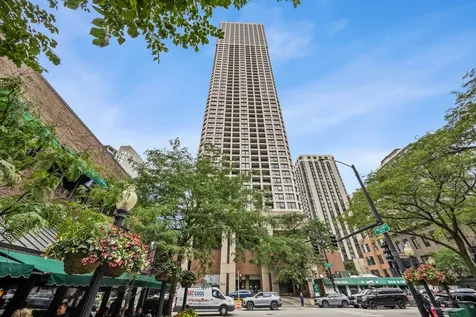 1030 North State Street Chicago IL 60610