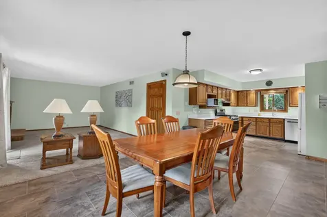 4930 Minns Machesney Park IL 61115