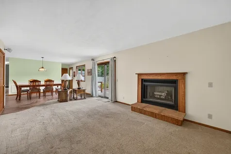4930 Minns Machesney Park IL 61115