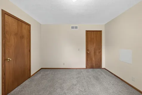 4930 Minns Machesney Park IL 61115