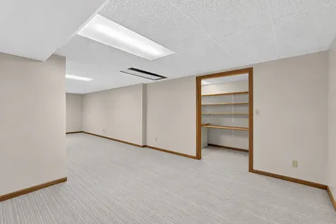 4930 Minns Machesney Park IL 61115
