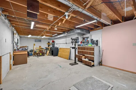 4930 Minns Machesney Park IL 61115