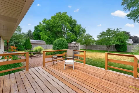 4930 Minns Machesney Park IL 61115