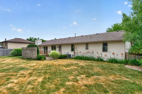 4930 Minns Machesney Park IL 61115