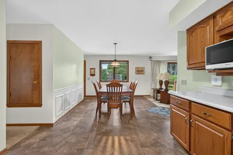 4930 Minns Machesney Park IL 61115