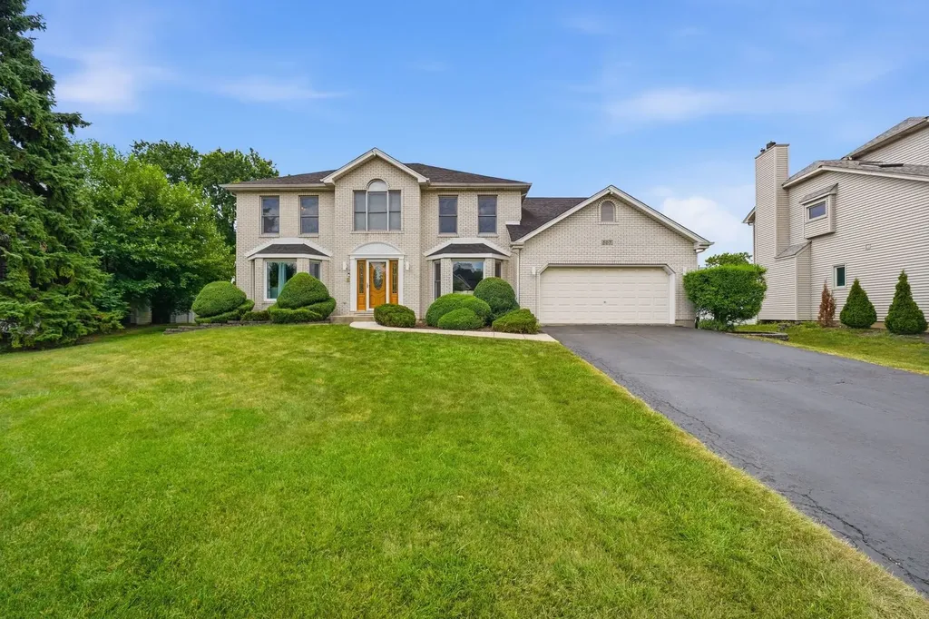 567 Warbler Drive Bolingbrook IL 60440