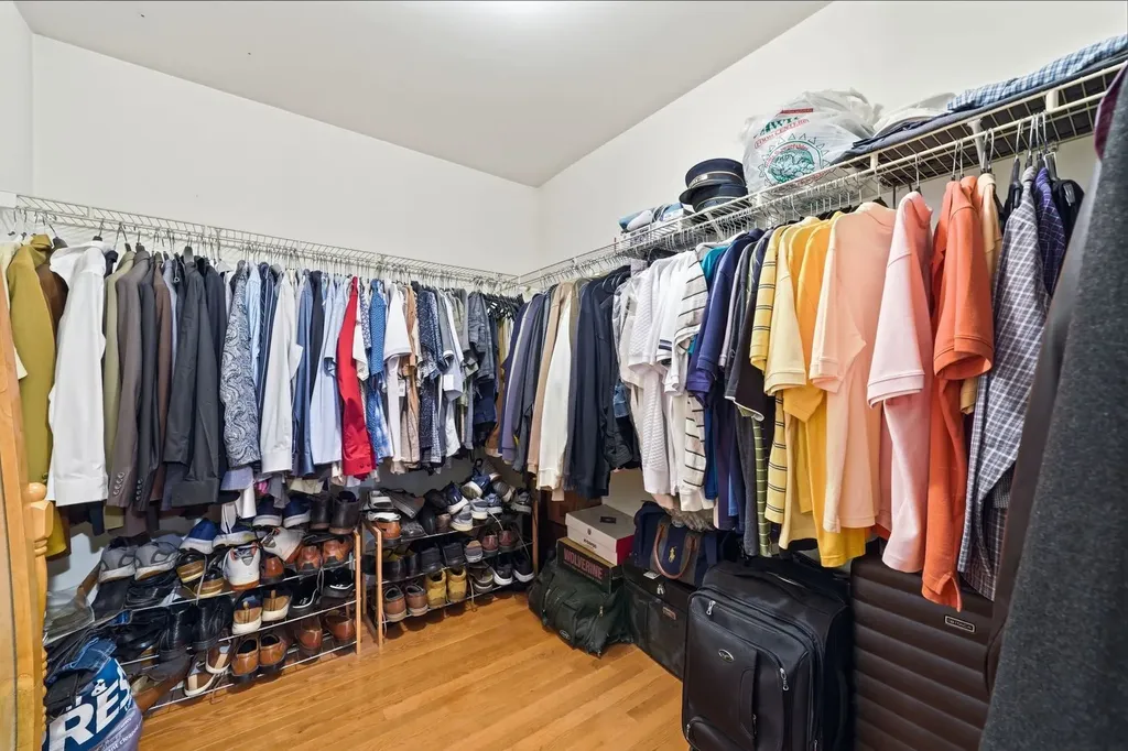 567 Warbler Drive Bolingbrook IL 60440