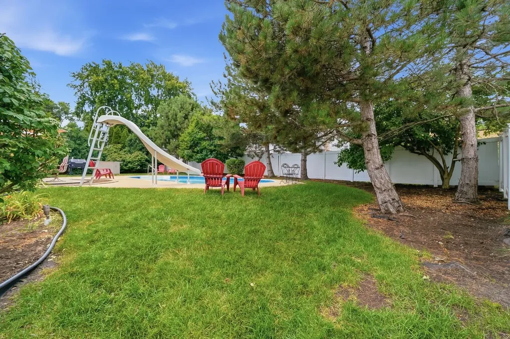 567 Warbler Drive Bolingbrook IL 60440