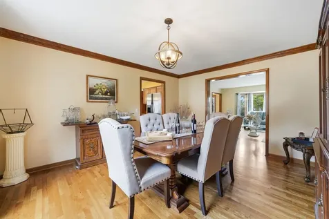 567 Warbler Drive Bolingbrook IL 60440