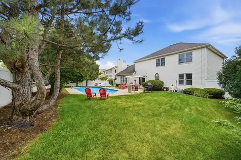 567 Warbler Drive Bolingbrook IL 60440