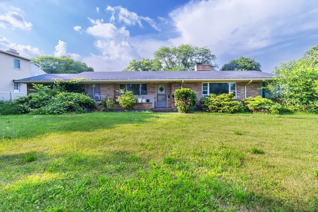 2808 East State Street Rockford IL 61108