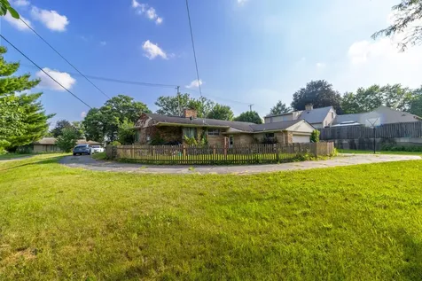 2808 East State Street Rockford IL 61108