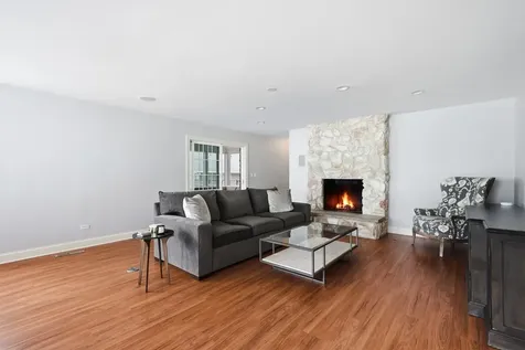 439 North Avenue Barrington IL 60010
