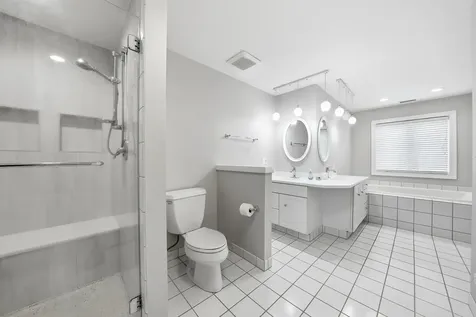 439 North Avenue Barrington IL 60010