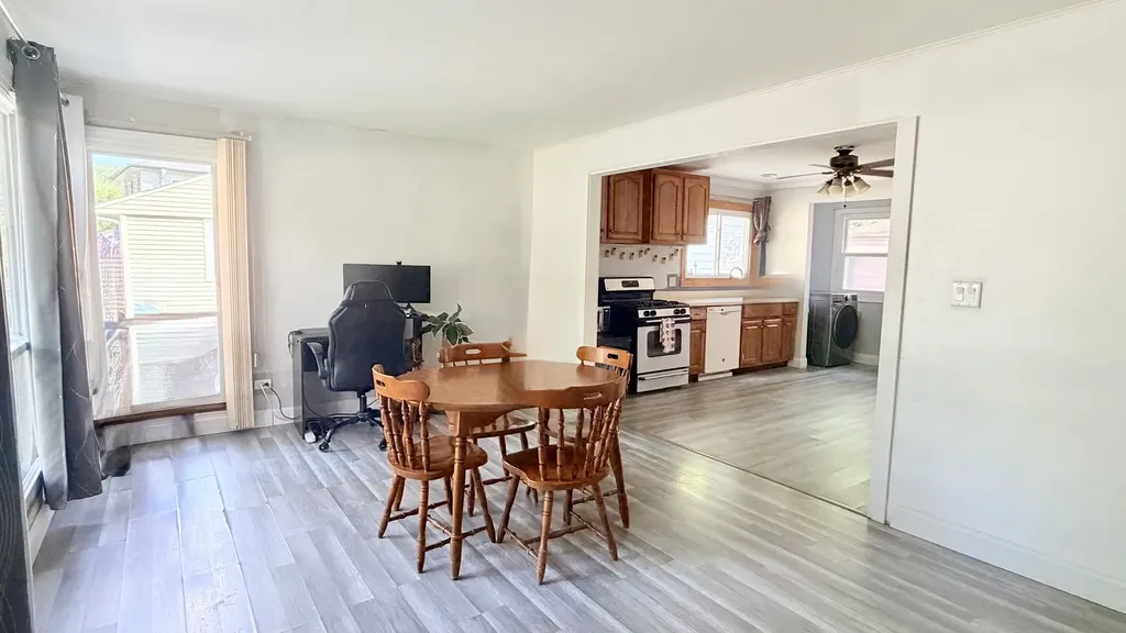 2109 Park Street Rolling Meadows IL 60008