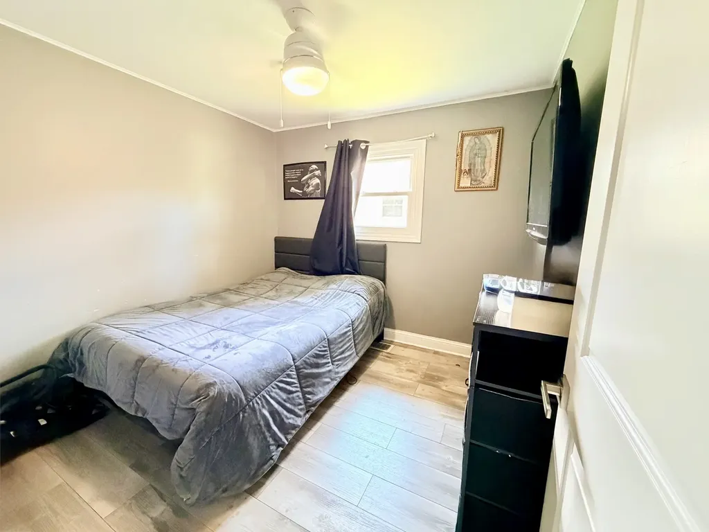 2109 Park Street Rolling Meadows IL 60008
