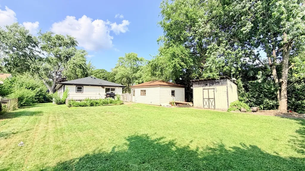 2109 Park Street Rolling Meadows IL 60008