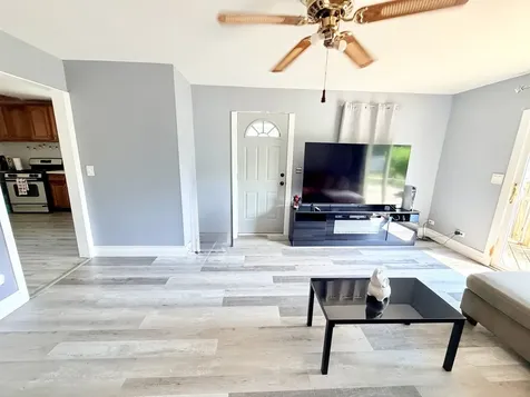 2109 Park Street Rolling Meadows IL 60008