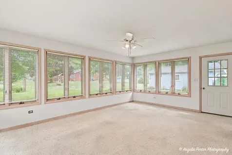303 North Green Street Mchenry IL 60050