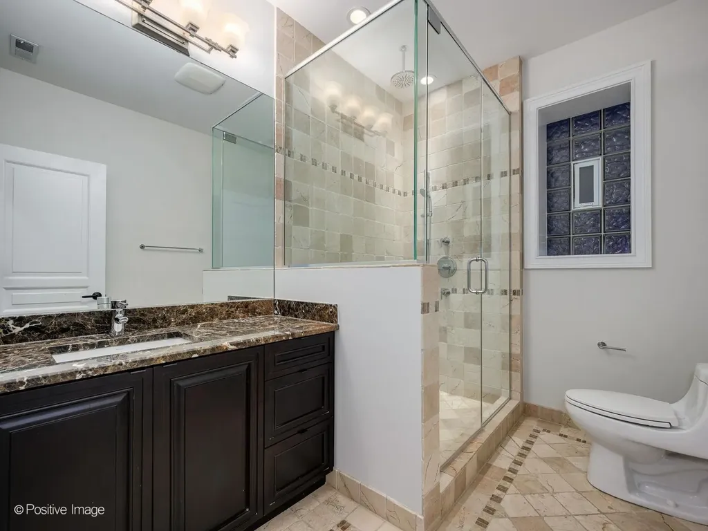 1633 North Wolcott Avenue Chicago IL 60622