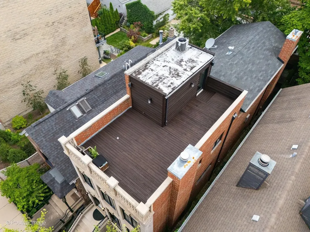 1633 North Wolcott Avenue Chicago IL 60622