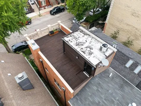 1633 North Wolcott Avenue Chicago IL 60622